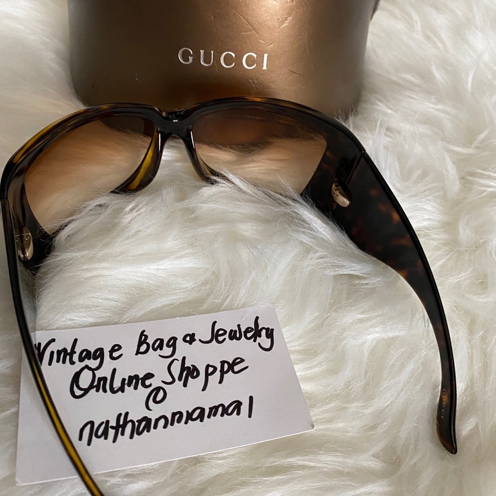 Gucci sunglass - Picture 8 of 13
